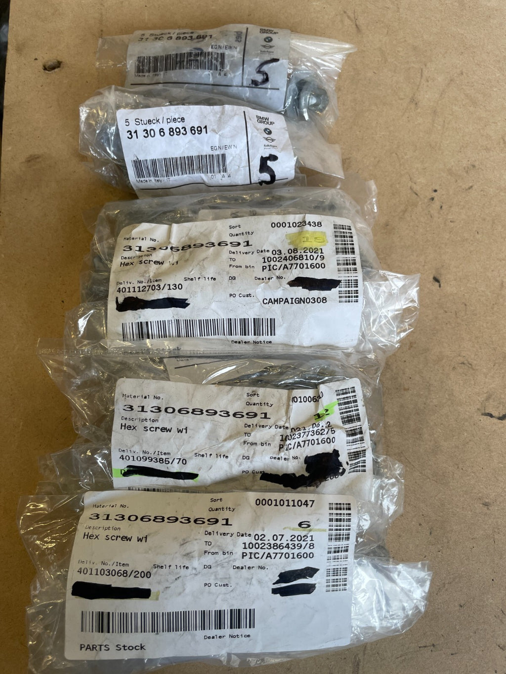 31306893691 - New OEM Genuine BMW Front Air Strut Top Bolt M8X30-10.9 ZNS3
