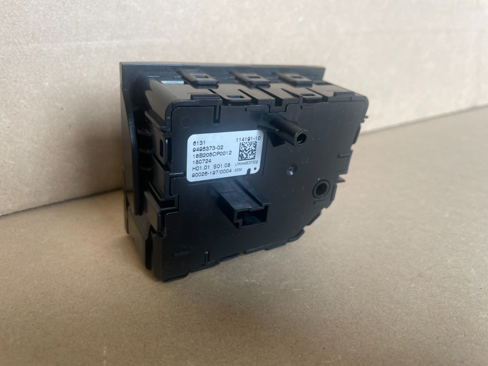 61319495373  - New OEM Genuine BMW HDC Hill Descent Control Switch G05 G06 G07