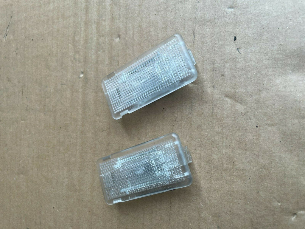 63318360588 - Interior Light BMW E46 E53 E63 E64 E85 E86