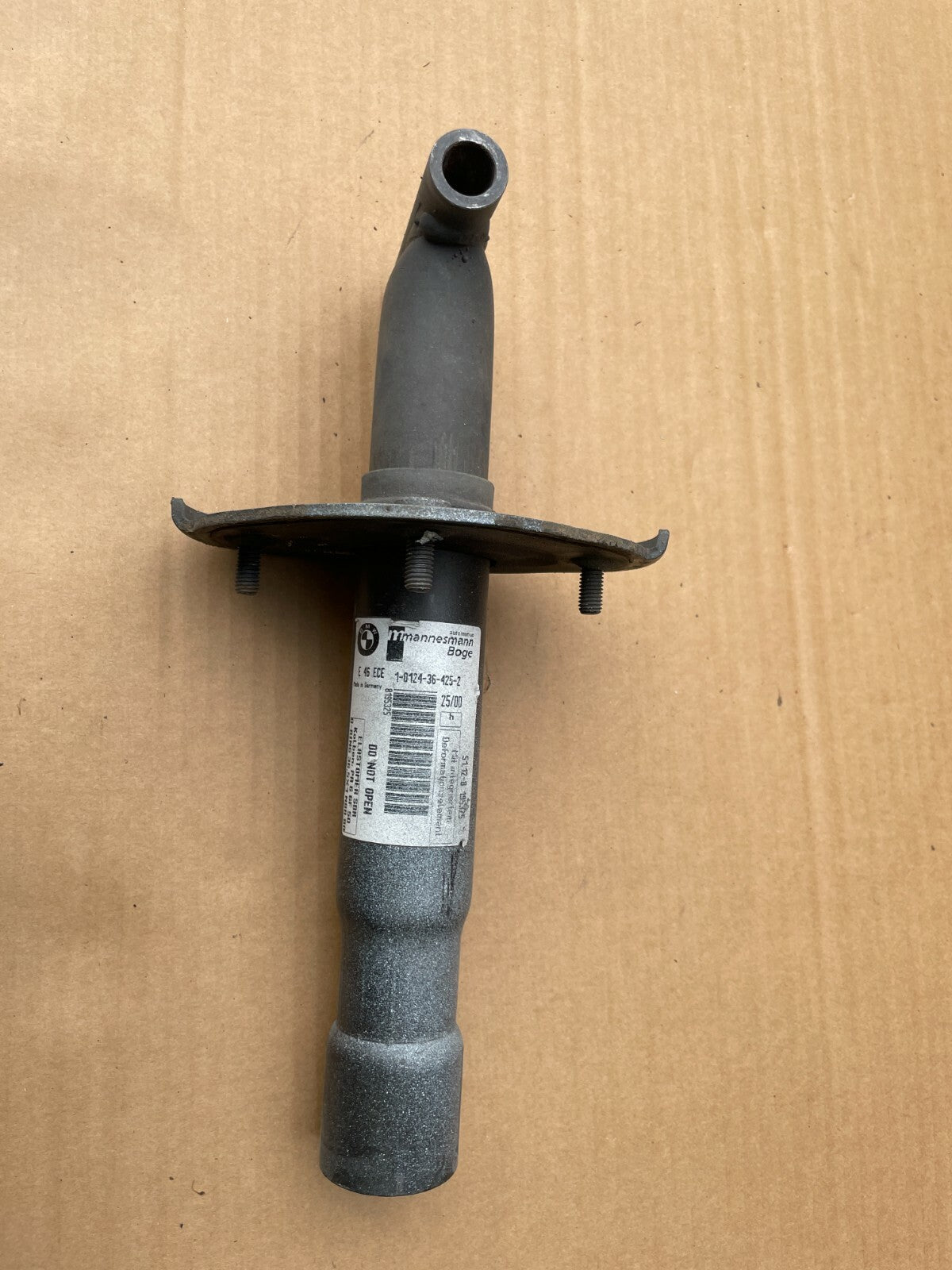 51128195325 - BMW E46 Rear Bumper Shock Absorber Rear Left