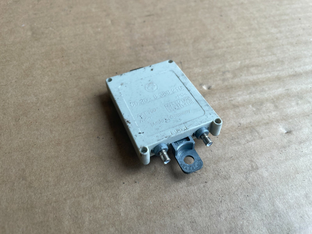 65258368210 - BMW E46 TV Amplifier