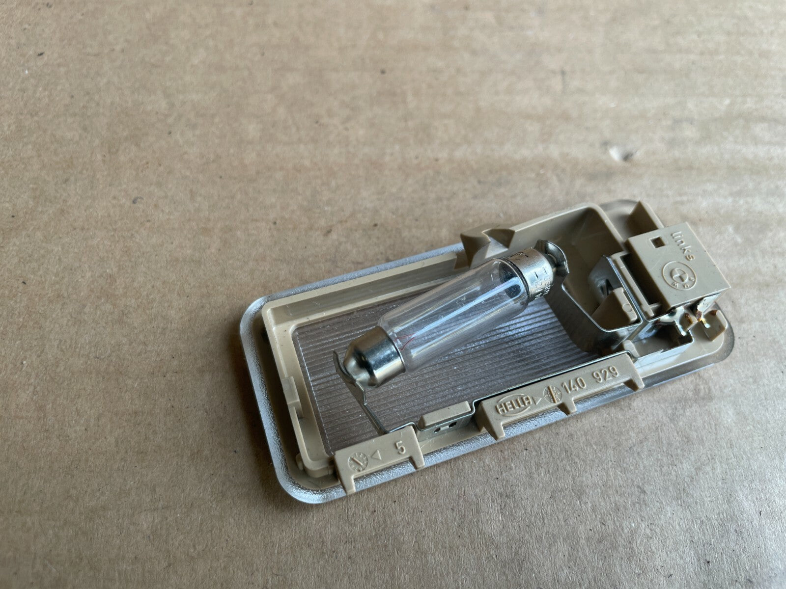 63316962003 - Left Beige Interior Light BMW E46