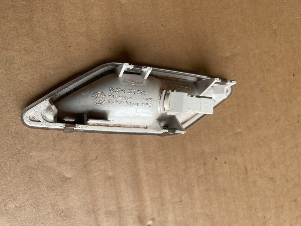 63318375585 - Rear Left Interior Light BMW E46