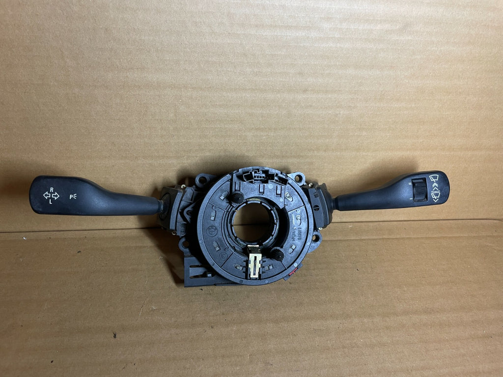 61318379091 - BMW E46 Steering Column Cluster / Indicator and Wiper Stalks