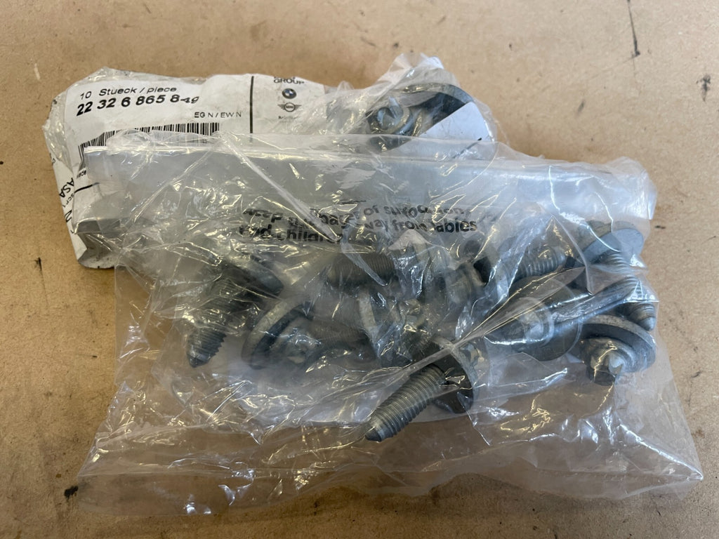 22326865849 - New OEM Genuine BMW Gearbox Brace Bolt M8X28-8.8-ZNS3