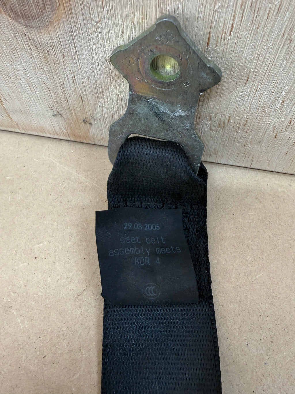 72118202591 / 566244901 - Genuine Used E46 E63 Rear Left/Right Seat Belt