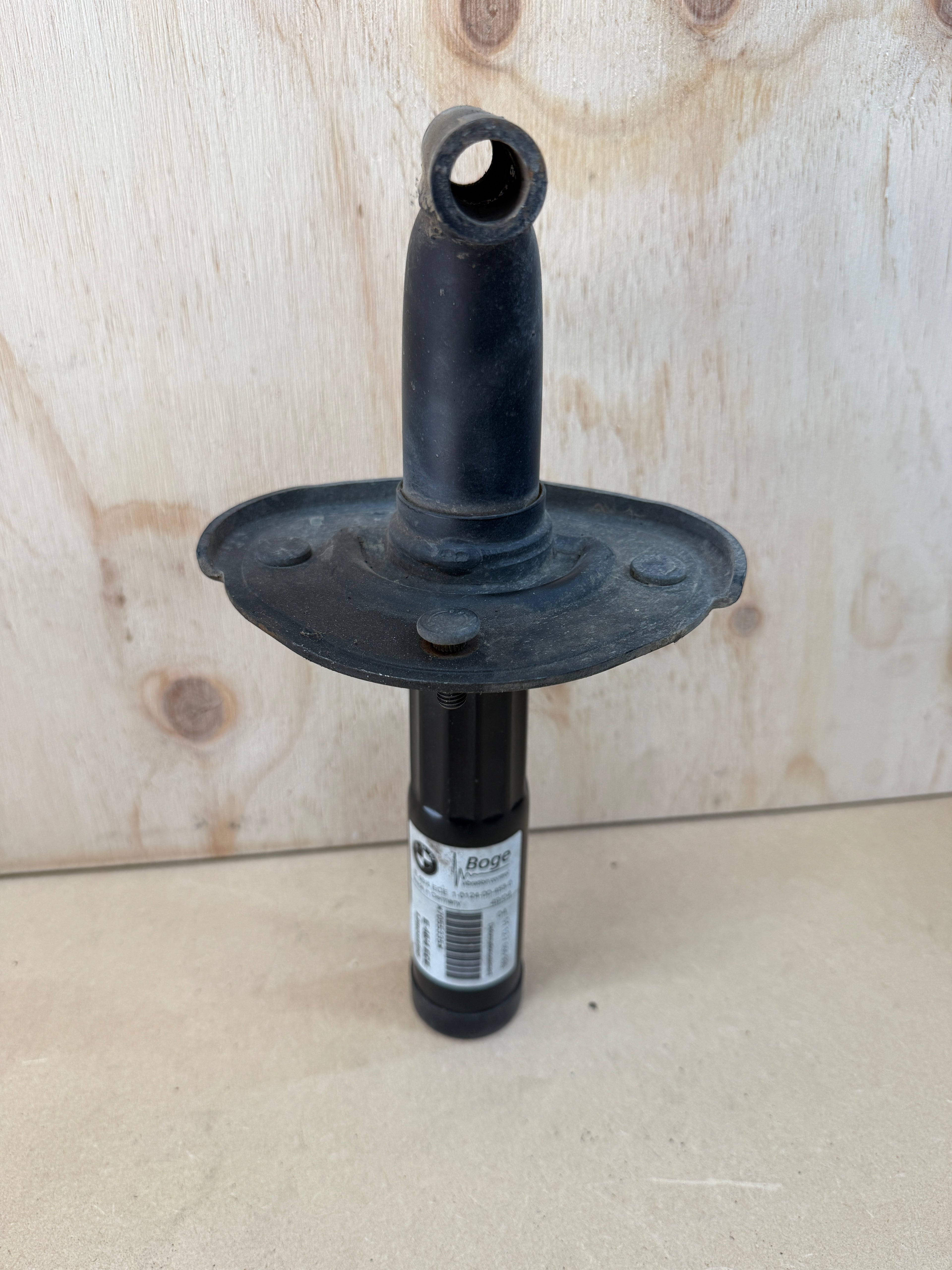 51127055335 - BMW E46 Rear Bumper Shock Absorber Rear Left