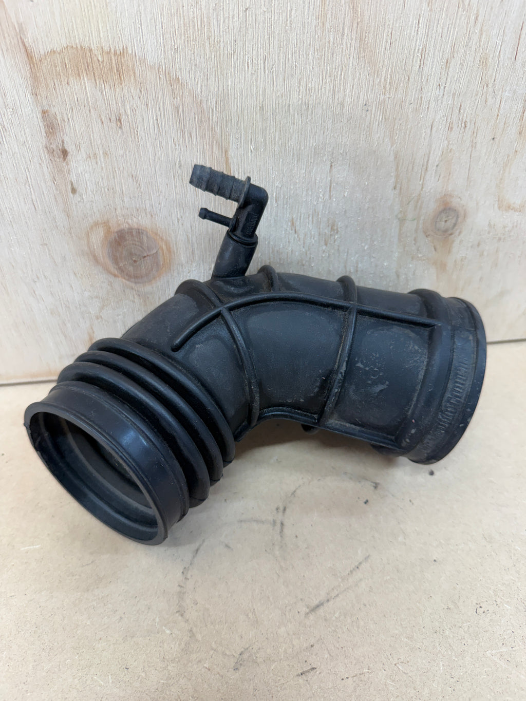 13541705209 - Genuine BMW Used E36 E46 M52 M54 Intake Boot