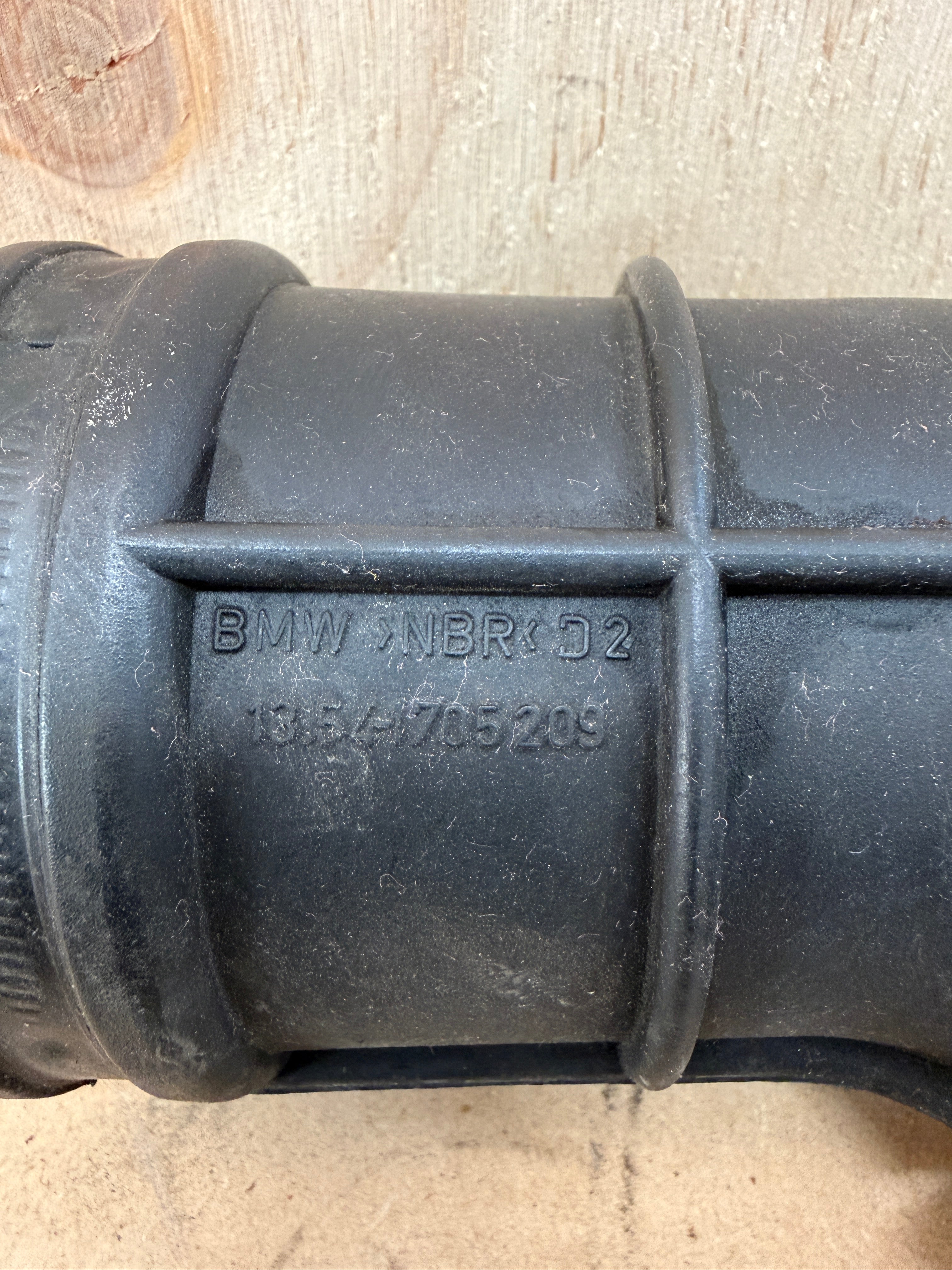 13541705209 - Genuine BMW Used E36 E46 M52 M54 Intake Boot