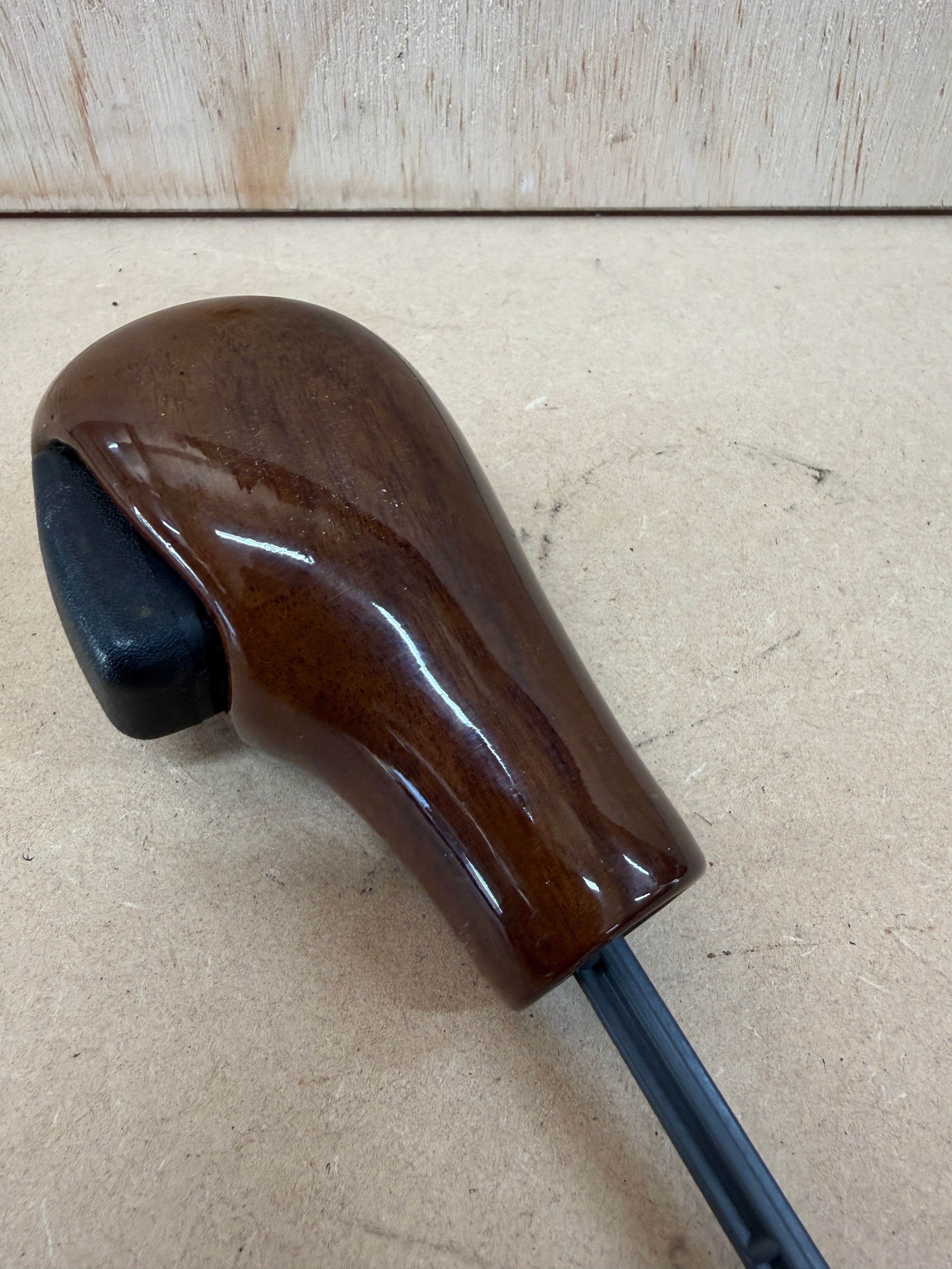 25161423259 - Genuine BMW Used E46 Myrtle Woodgrain Automatic Selector Handle