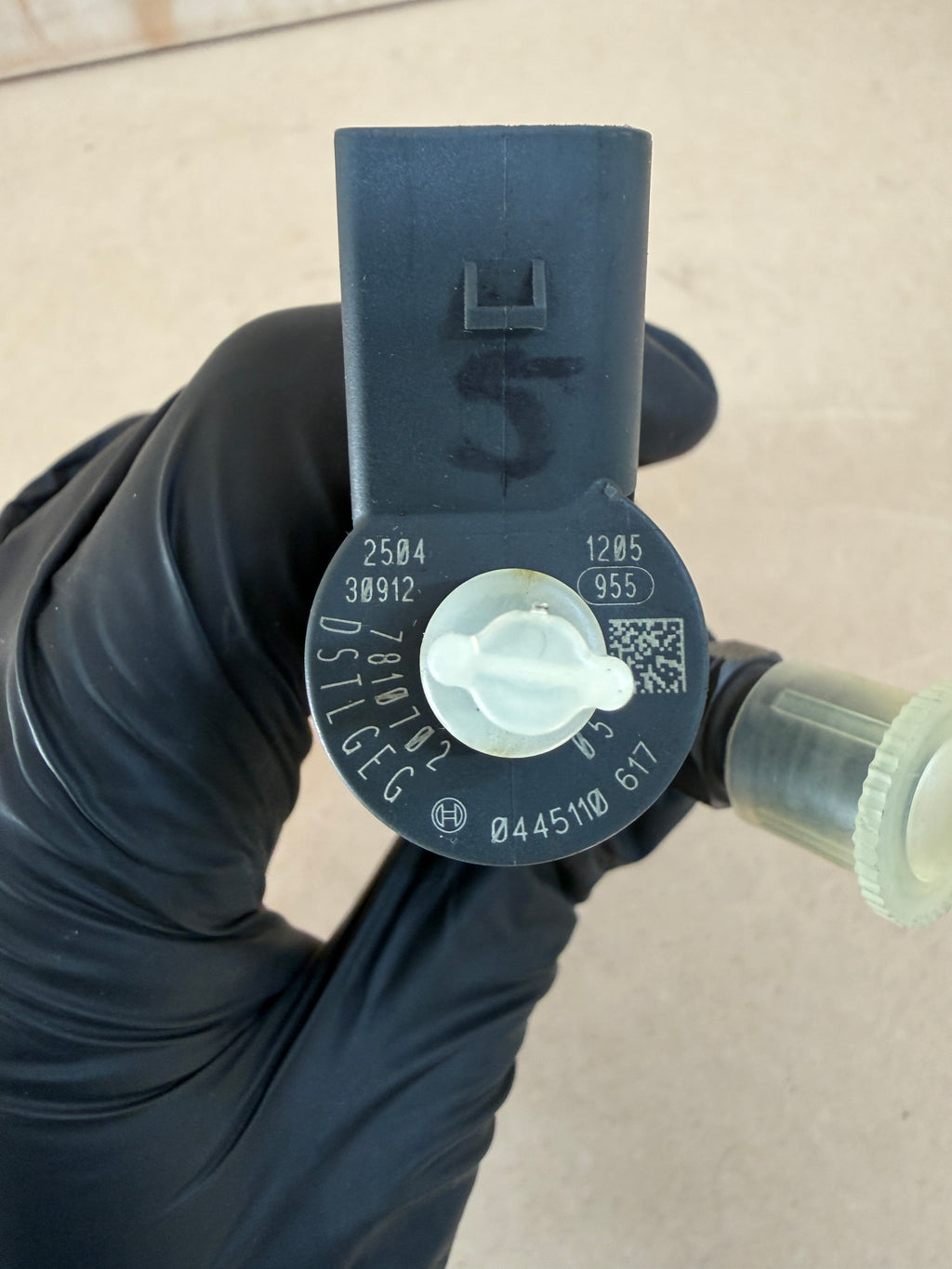 13537810702 - Genuine BMW Used Diesel N47/N57 Fuel Injector